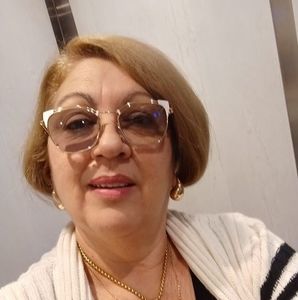 Meet your Posher, Maria judith